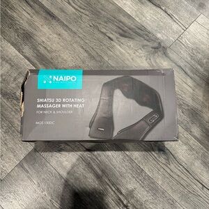 NAIPO Shiatsu 3D Rotating Neck & Shoulder Massager - Black